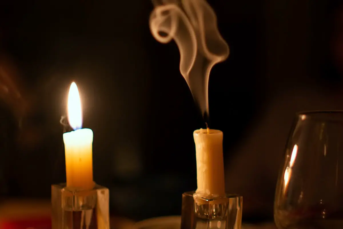 Paraffin Candles Produce More Soot than Soy Candles
