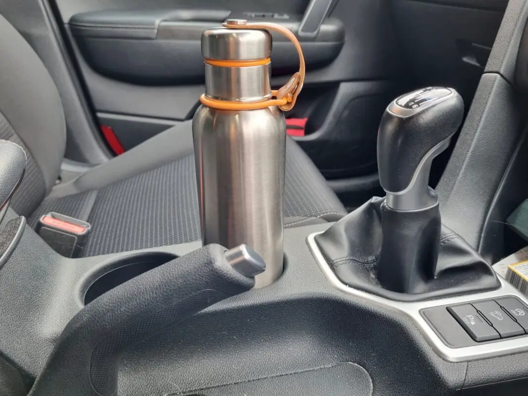 Black+Blum Insulated Water Bottle - Car Cup Holder